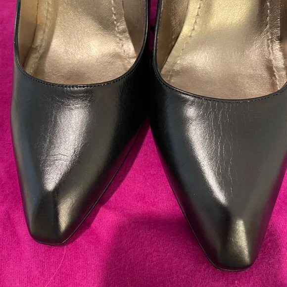 Vintage DVF Diane Von Furstenberg heels - Picture 7 of 10